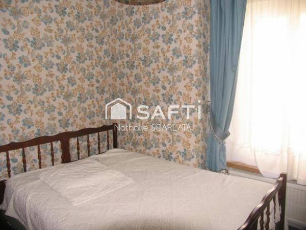 GROS POTENTIEL pour cette maison de 180 m² avec partie HABITATION et LOCAL COMMERCIAL