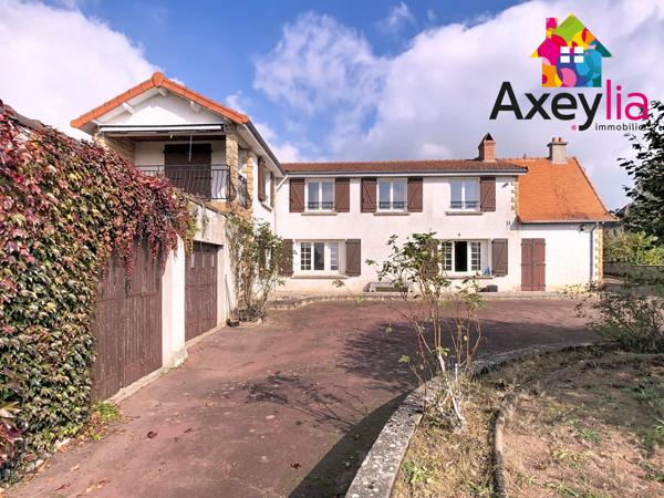 Perrigny-sur-Loire (71160) Maison familiale de caractère