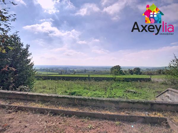 Perrigny-sur-Loire (71160) Maison familiale de caractère