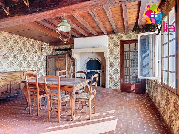 Perrigny-sur-Loire (71160) Maison familiale de caractère