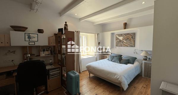 À vendre Maison 10 pièces 300 m² - Pampelonne 81190