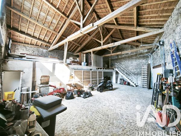 Maison à vendre 10 pièces 300 m² Saint-Beauzire