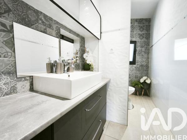 Maison à vendre 10 pièces 300 m² Saint-Beauzire