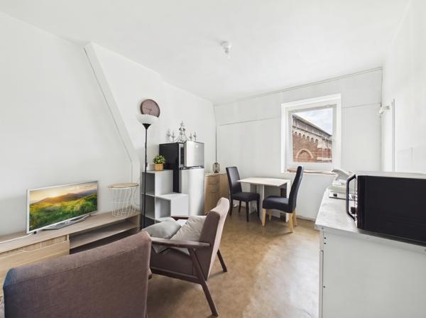 Immeuble
        
        - 127 m² 207 500 € *