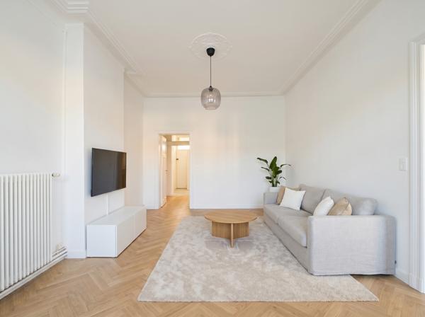Immeuble
        
        - 127 m² 207 500 € *