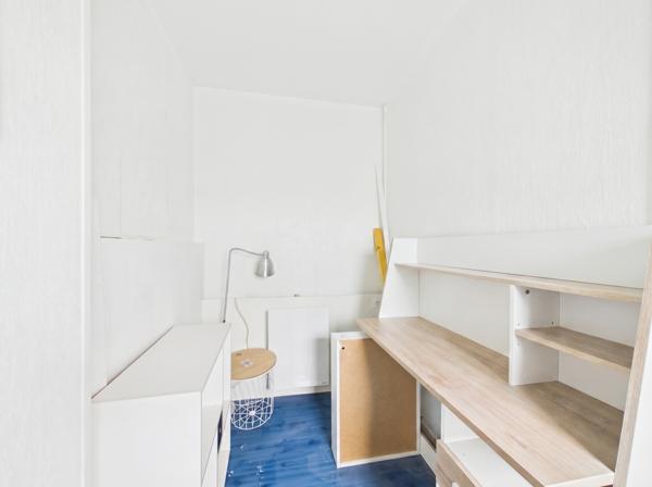 Immeuble
        
        - 127 m² 207 500 € *