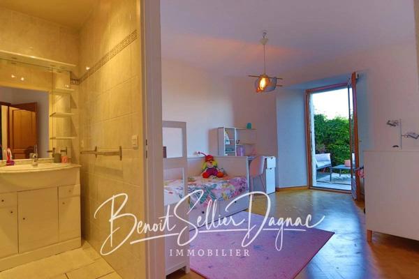 Appartement 5 pièces Annecy : espace, confort et sérénité avec jardin privé