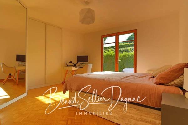 Appartement 5 pièces Annecy : espace, confort et sérénité avec jardin privé