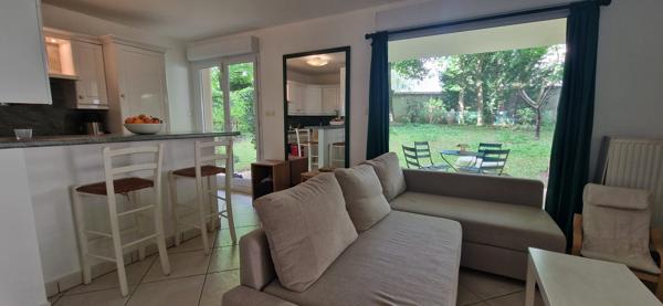 Appartement à louer, 3 pièces - SAINTE-FOY-LES-LYON 69110