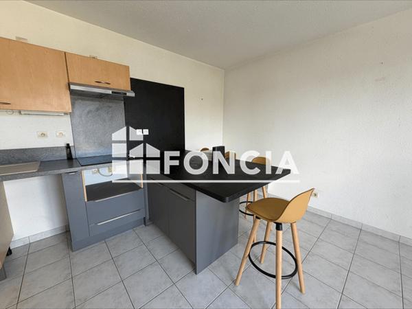 Location Appartement 2 pièces 49.56 m² - 138 RUE HENRI VENIARD St Georges Des Groseillers 61100