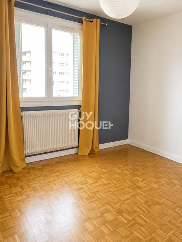 CALUIRE-ET-CUIRE - Grand T4 location nue - avec balcon, loggia et cave
