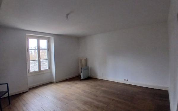 Maison à vendre    5 pièces • 137 m2 Bourges