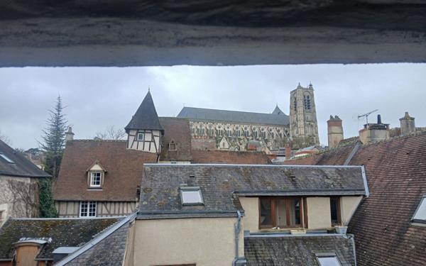 Maison à vendre    5 pièces • 137 m2 Bourges