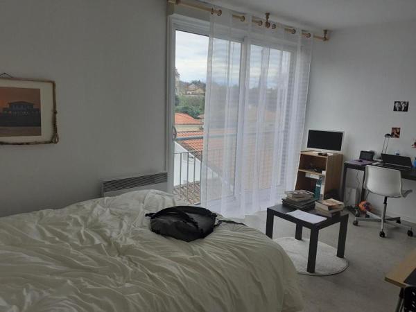 Appartement à louer 1 pièce 27.81m²