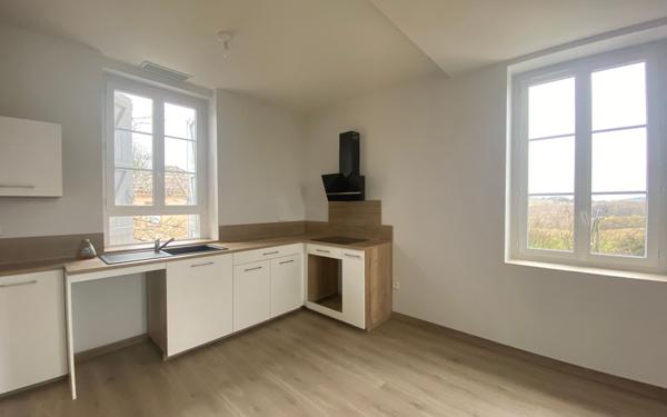 Appartement à louer    4 pièces •  Saint-Vincent