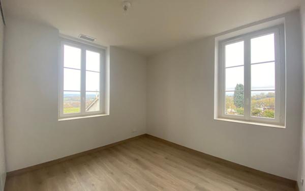 Appartement à louer    4 pièces •  Saint-Vincent