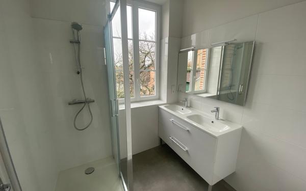 Appartement à louer    4 pièces •  Saint-Vincent