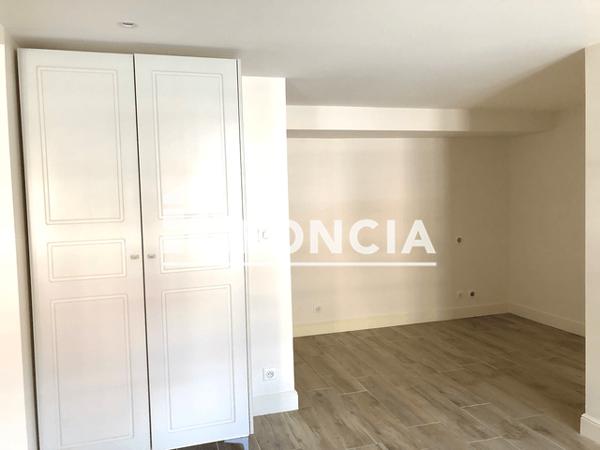 Location Studio 31.71 m² - 129 RUE DU COMMANDANT BLANCHE Albi 81000