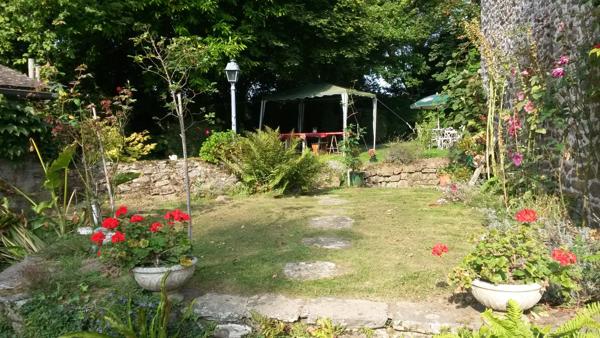 Maison en pierres avec terrain proche Dinan