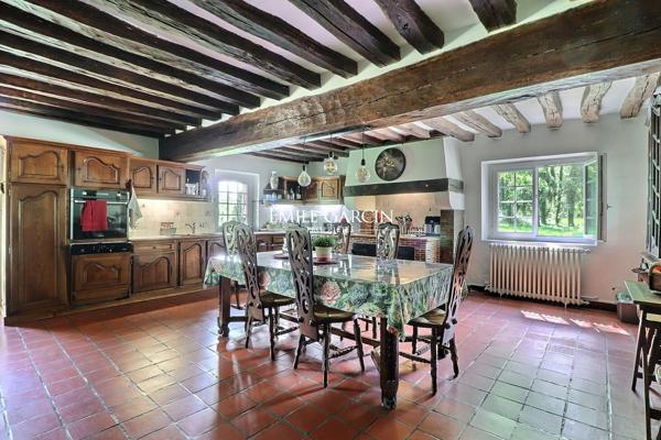 A vendre, proche de Verneuil-sur-Avre, moulin du 18ème siècle et son parc de 5 hectares