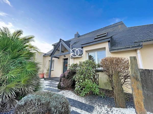 PLOEREN Maison 6 pièces 143 m²