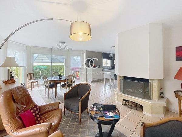 PLOEREN Maison 6 pièces 143 m²