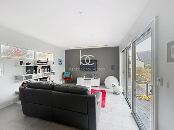 PLOEREN Maison 6 pièces 143 m²