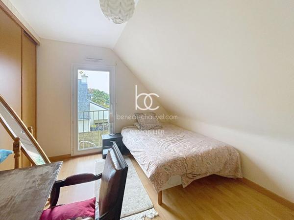 PLOEREN Maison 6 pièces 143 m²
