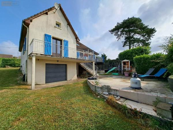 Maison à vendre à Bouchamps-lès-Craon en Mayenne (53800), ref : 076/2712-HUE
