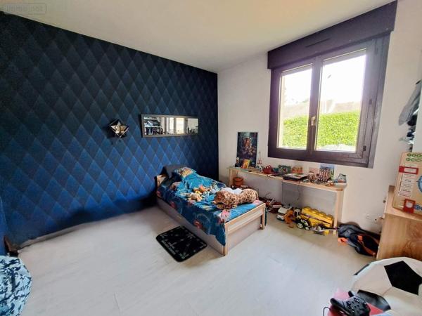 Maison à vendre à Bouchamps-lès-Craon en Mayenne (53800), ref : 076/2712-HUE