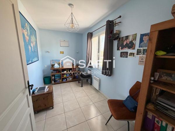 MAISON R+1 85 M² AVEC PISCINE ET GARAGE SUR TERRAIN DE 322 M²