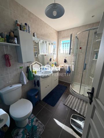 MAISON R+1 85 M² AVEC PISCINE ET GARAGE SUR TERRAIN DE 322 M²