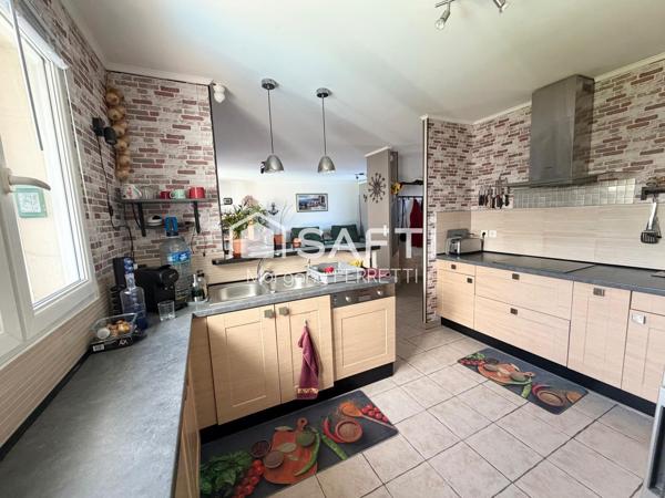 MAISON R+1 85 M² AVEC PISCINE ET GARAGE SUR TERRAIN DE 322 M²