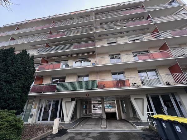 Parking / box Poissy