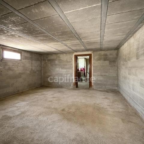 Maison à vendre 6 pièces -Saint Jean du Gard, terrain environ 2870 m2, belle vue .