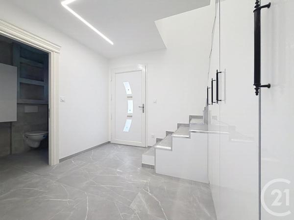 Maison à vendre  5 pièces - 128,10 m2 CORMONTREUIL - 51