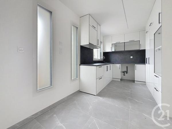 Maison à vendre  5 pièces - 128,10 m2 CORMONTREUIL - 51