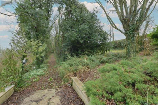 Maison individuelle à vendre à Vouvray-sur-Huisne dans la Sarthe (72160), ref : 13808/679   
campagne