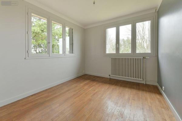 Maison individuelle à vendre à Vouvray-sur-Huisne dans la Sarthe (72160), ref : 13808/679   
campagne