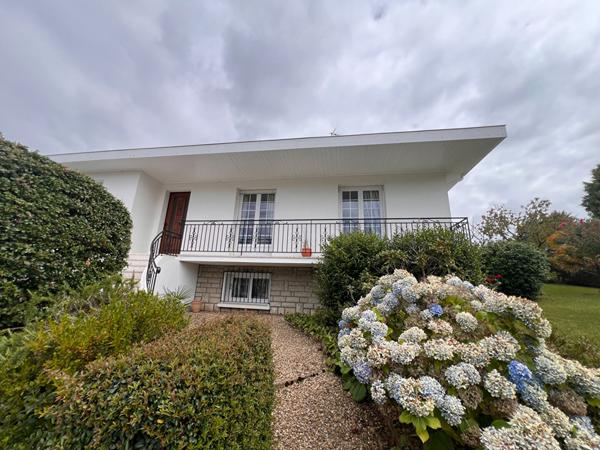Maison à vendre à Anglet - Quartier calme et résidentiel 