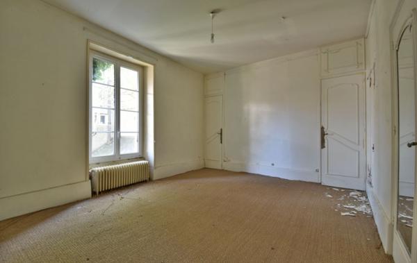 Vente Immeuble REF : BLEUET à rénover Cholet