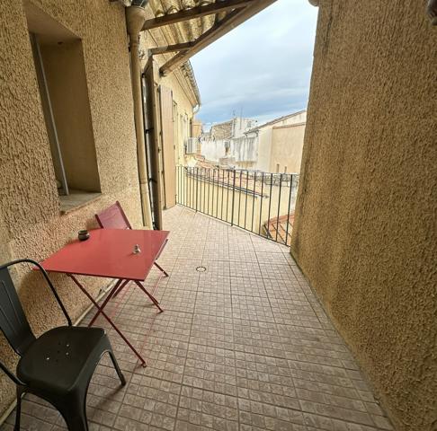 Nîmes (30000) appartement centre-ville avec extérieur