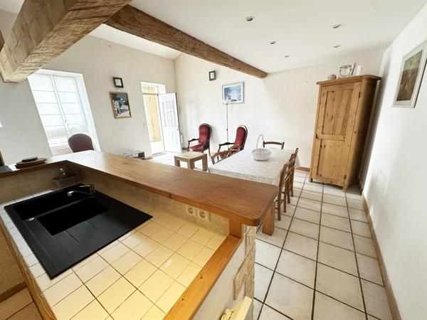 Nîmes (30000) appartement centre-ville avec extérieur