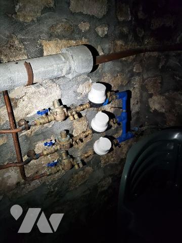 Immeuble de rapport à Vendre à Guéret (23000) en Creuse (23) composé de trois logements (1T1bis...