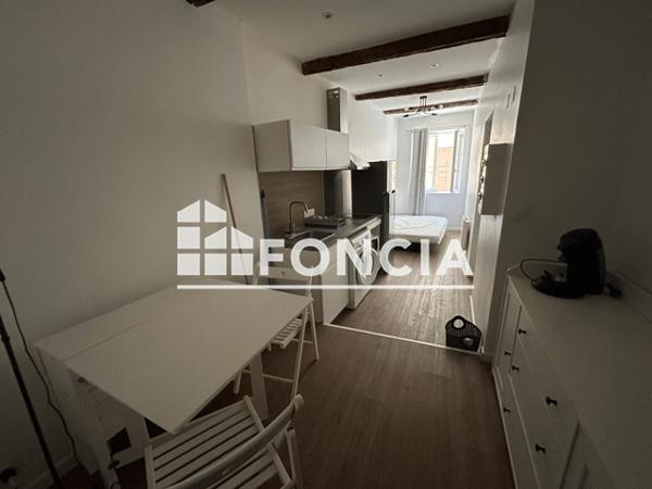 Location Studio meublé 19.41 m² - 36 RUE D'AUBETTE Manosque 04100