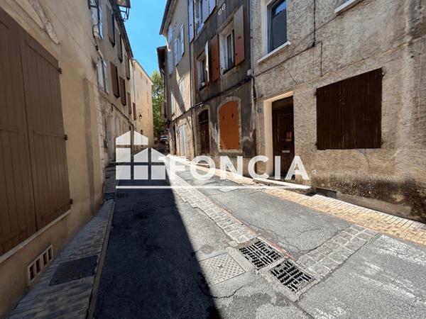 Location Studio meublé 19.41 m² - 36 RUE D'AUBETTE Manosque 04100