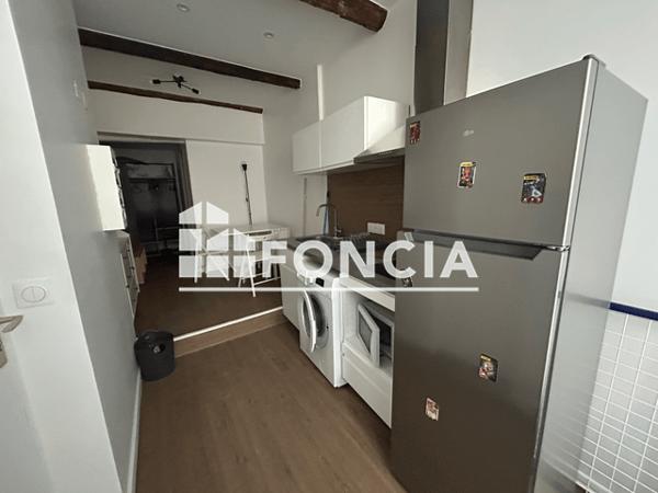 Location Studio meublé 19.41 m² - 36 RUE D'AUBETTE Manosque 04100