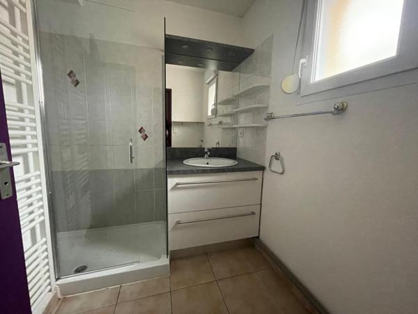 LOCATION T3 DUPLEX OLEMPS SANS FRAIS D AGENCE