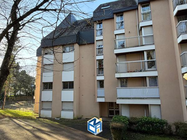 APPARTEMENT T1 - LIBRE - ENVIRONNNEMENT CALME - PROCHE COMMODITÉS