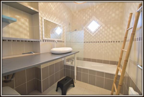 PROCHE SOUSTONS ( 10 mn ) - Belle Maison Contemporaine T5 ( Classe Energie B ) - Piscine - Climatisation